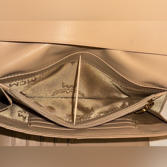 MCM Black Wallet/Unbranded Chain Can Be used as Wallet/Crossbody/Over Shoulder - Picture 10 of 16